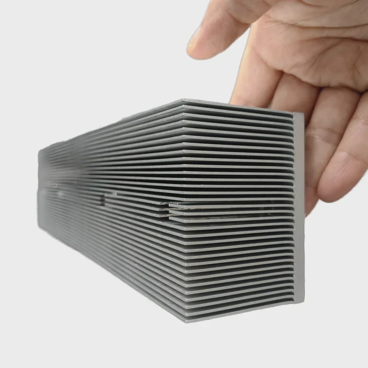 Amplifier Heat Pipe Heatsink With Skived Fin